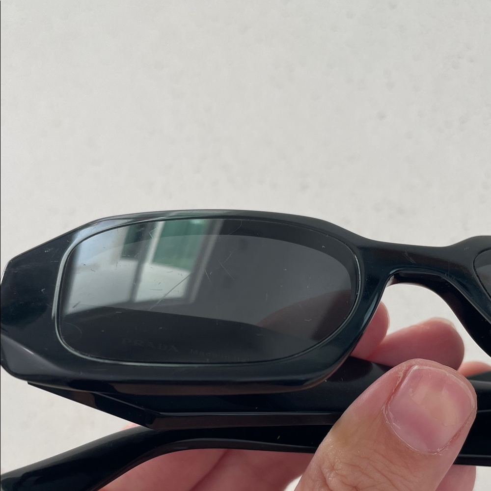 Prada SPR17W Black Rectangular Sunglasses - image 5